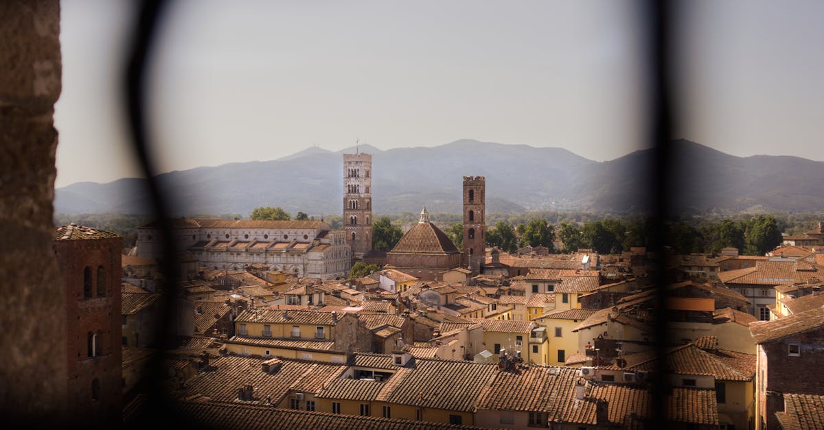 Lucca: mura, torri e il weekend toscano più sottovalutato